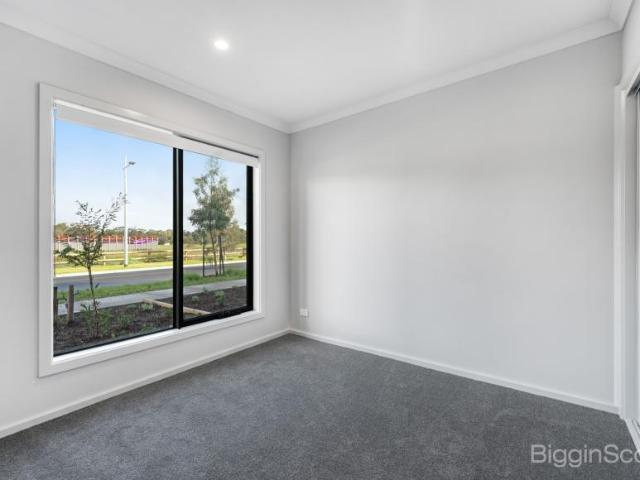 House for rent in Riverwalk, Melbourne