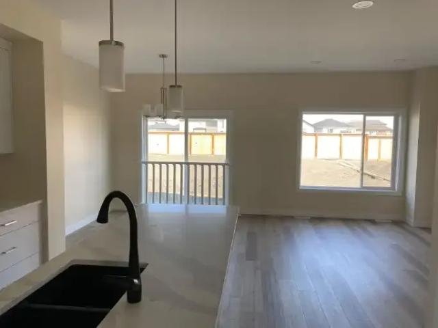 House for rent in East St. Paul, Manitoba