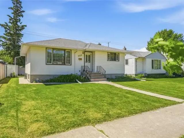House for rent in East St. Paul, Manitoba