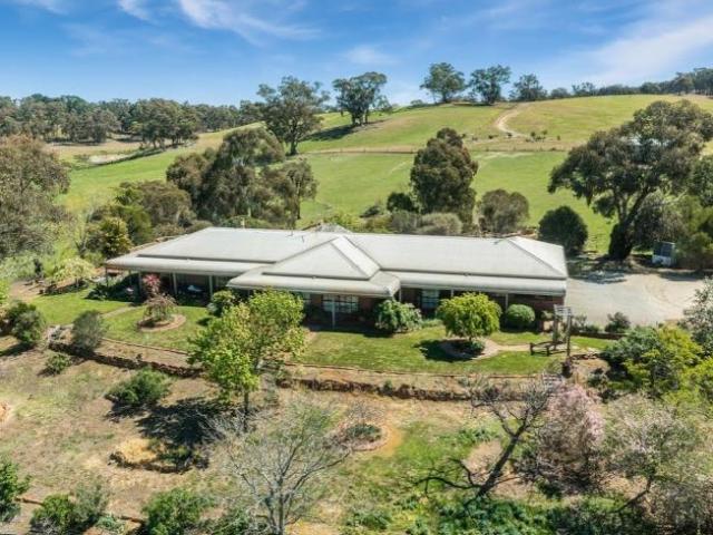 House for sale in Yapeen, Shire of Mount Alexander