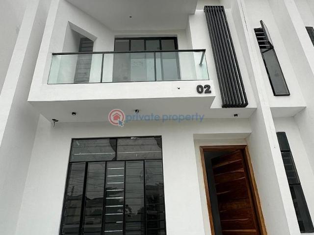 House for rent in Eti Osa, Lagos