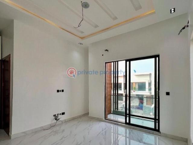 House for rent in Eti Osa, Lagos