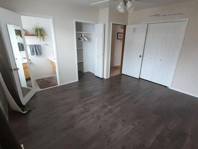 Room for rent in Edmonton