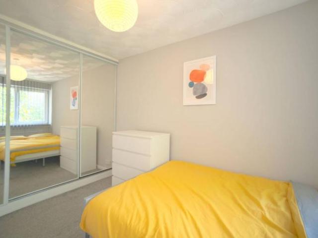 Room for rent in Lyons, Greater London