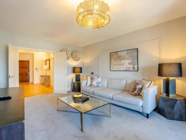 Room for rent in St. John's Wood, Greater London