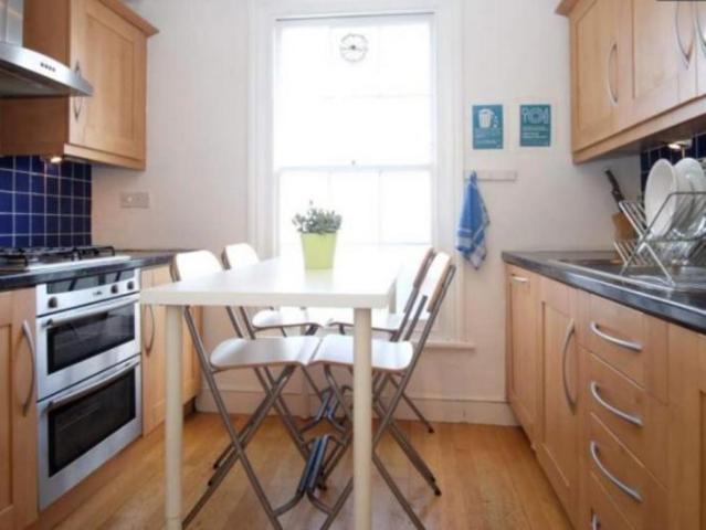 Room for rent in Barnsbury, Greater London