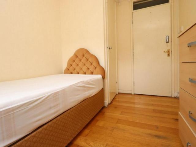 Room for rent in Bromley-by-Bow, Bow