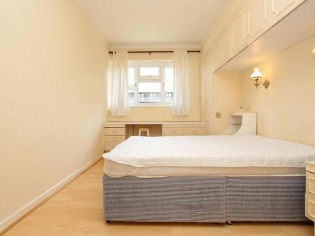 Room for rent in Hoxton, Greater London