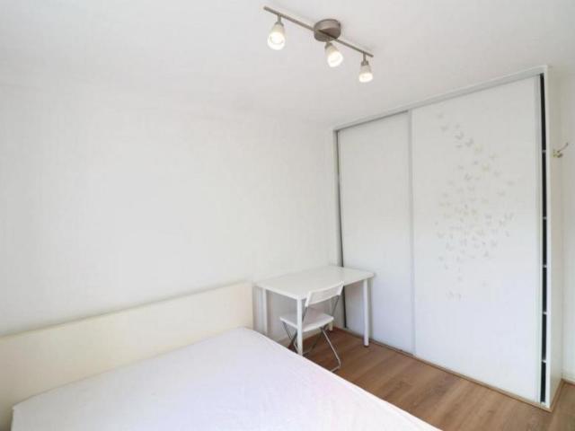 Room for rent in Aberfeldy Village, Blackwall
