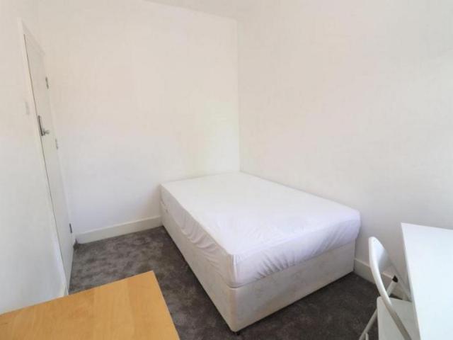 Room for rent in Harlesden, Greater London