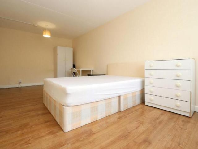 Room for rent in St. John's Wood, Greater London
