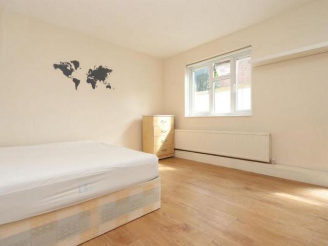 Room for rent in South Hackney, Greater London