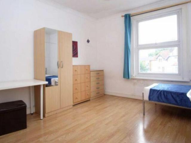 Room for rent in Forest Gate, Greater London
