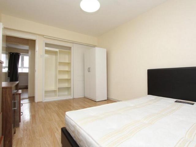 Room for rent in Upton Park, Greater London