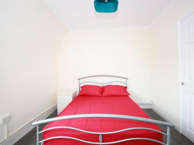 Room for rent in Clapham, Greater London