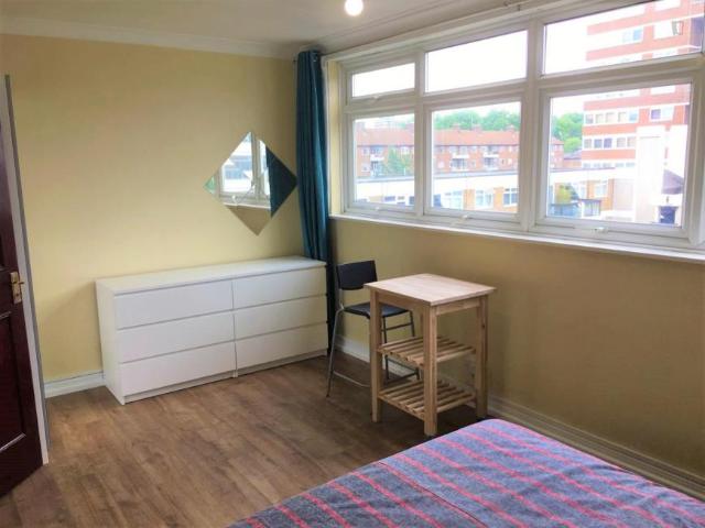 Room for rent in Hoxton, Greater London