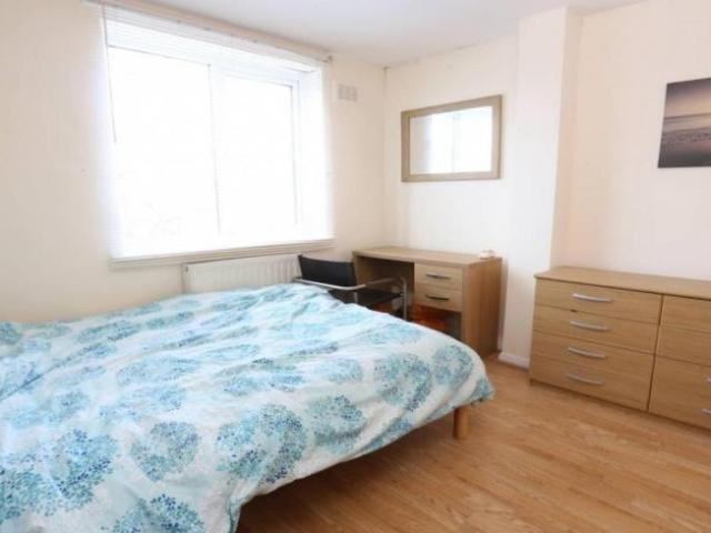 Room for rent in Old Ford, Bow