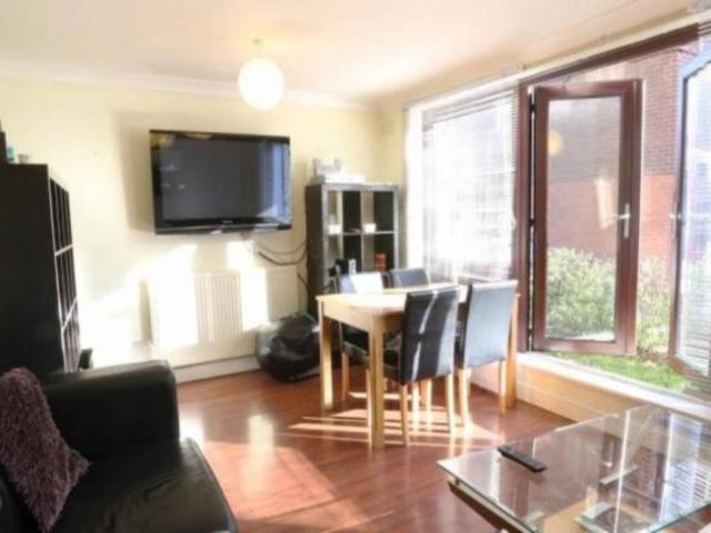 Room for rent in Old Ford, Bow