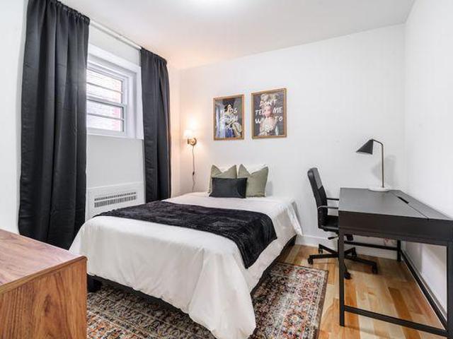 Room for rent in St. Leonard's, Quebec