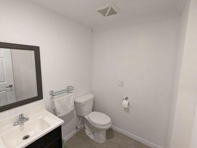 Room for rent in Niagara, Ontario