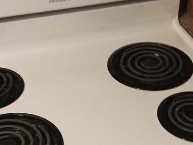 Room for rent in East St. Paul, Manitoba