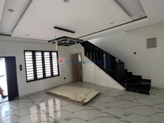 House for rent in Eti Osa, Lagos