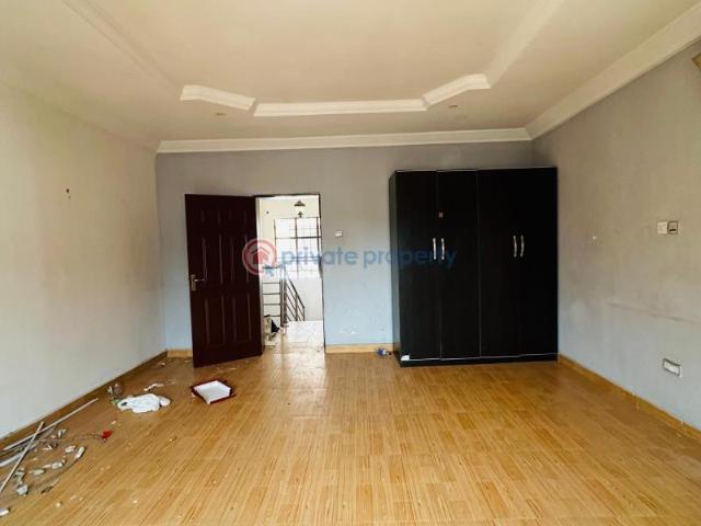 House for rent in Eti Osa, Lagos