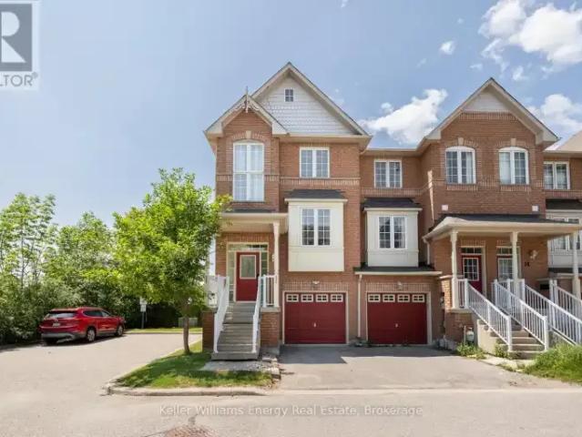 Townhouse for rent in Durham, Ontario