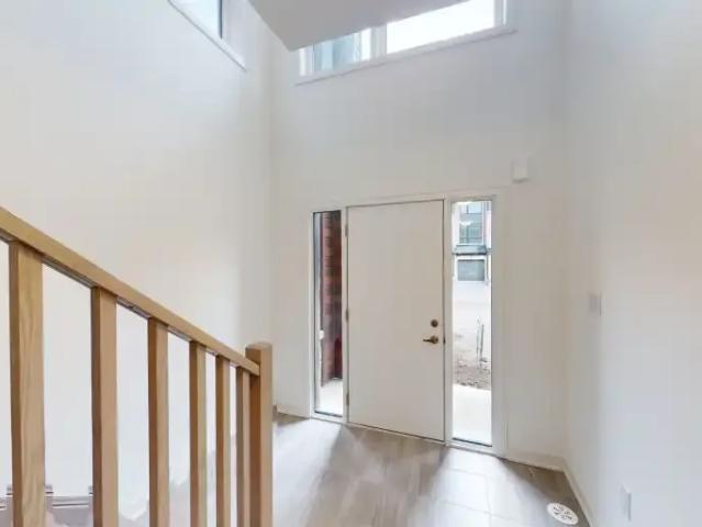 Townhouse for rent in Barrie, Ontario