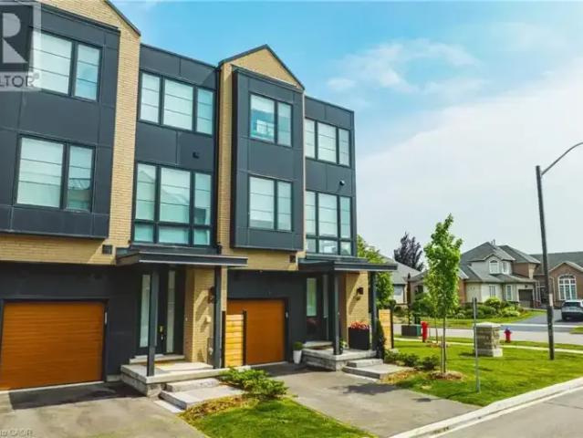 Townhouse for rent in Burlington, Ontario