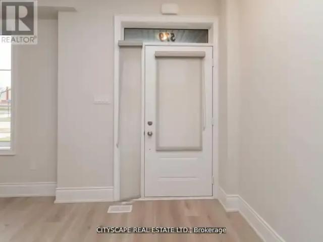 Townhouse for rent in Burlington, Ontario