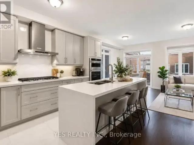 Townhouse for rent in Caledon, Ontario