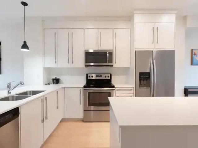 Townhouse for rent in Northwest, Alberta