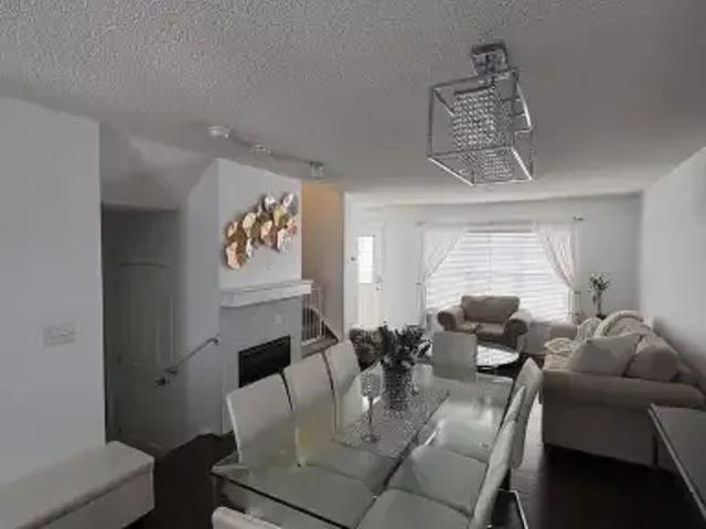 Townhouse for rent in Northwest, Alberta