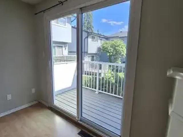 Townhouse for rent in Northwest, Alberta