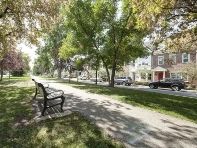 Townhouse for rent in Northwest, Alberta