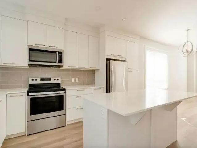 Townhouse for rent in Northwest, Alberta