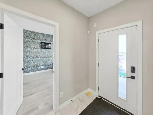 Townhouse for rent in Northwest, Alberta
