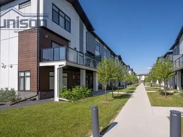 Townhouse for rent in Northwest, Alberta