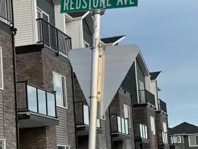Townhouse for rent in Northwest, Alberta