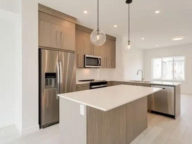 Townhouse for rent in Northwest, Alberta