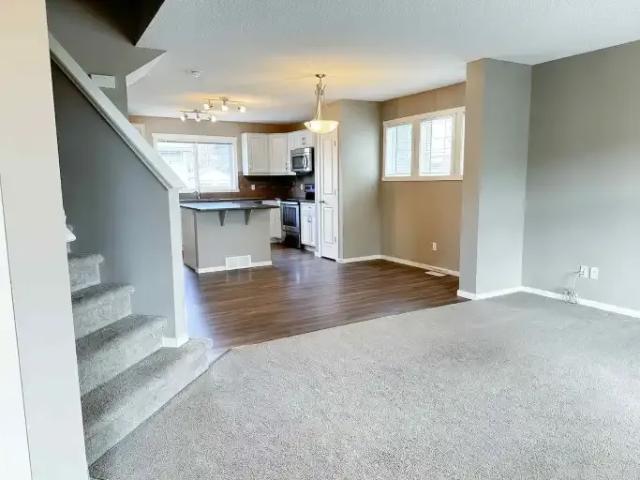 Townhouse for rent in Northwest, Alberta