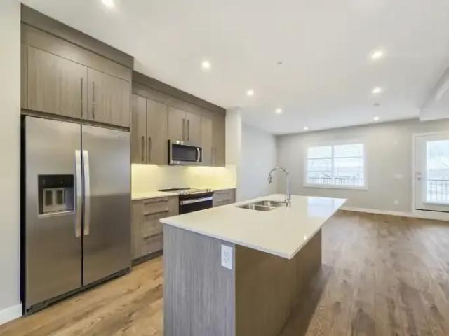 Townhouse for rent in Prince of Peace, Rocky View County