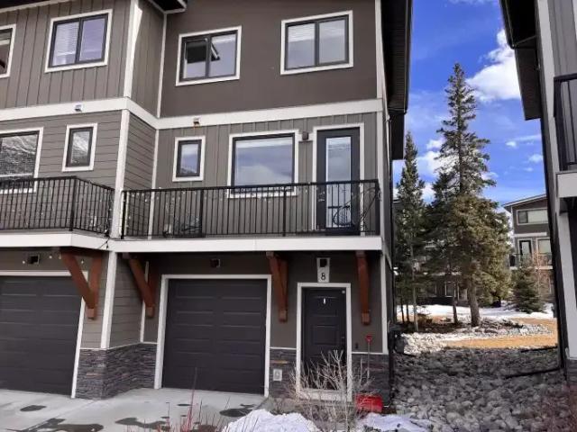 Townhouse for rent in Bighorn, Alberta