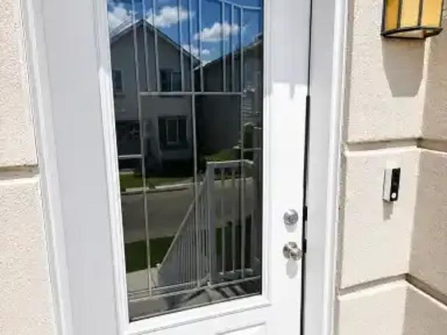 Townhouse for rent in Wedgewood, Alberta