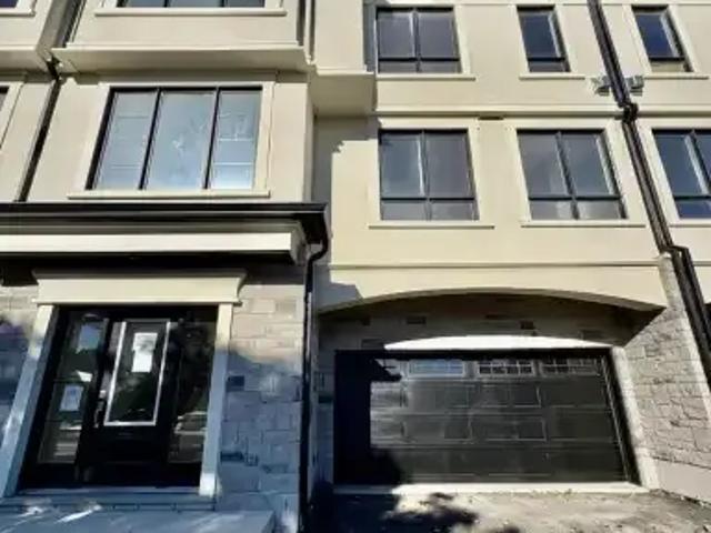 Townhouse for rent in Grimsby, Golden Horseshoe