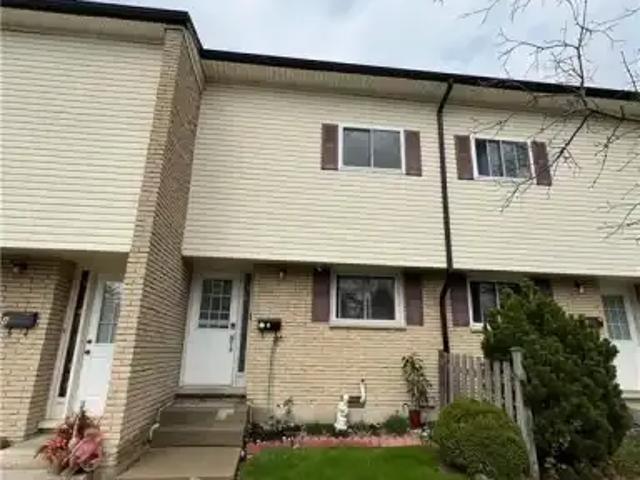 Townhouse for rent in Kitchener, Ontario