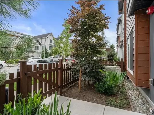 Townhouse for rent in Langley