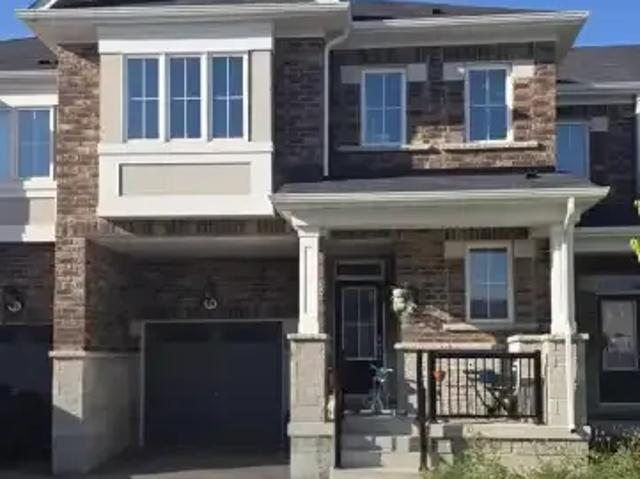 Townhouse for rent in Milton, Golden Horseshoe