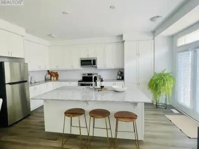 Townhouse for rent in Milton, Golden Horseshoe